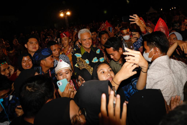 Gubernur Ingin Lebih Banyak Mendengar Persoalan dan Aspirasi yang Disuarakan Anak-anak