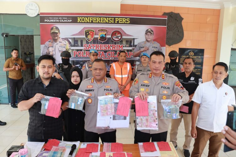 Berdalih Meningkatkan PAD, Kades Tilep Uang Keuntungan Hingga Rp 2,4 Miliar