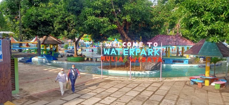 Waterpark Mulia Wisata pada Senin (03/07)
