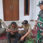 Tenteng Pisau dan Resahkan Warga, ODGJ Dersalam diamankan Satpol PP