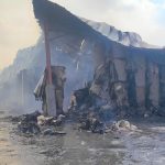 Gudang penyimpanan gulungan kertas PPIC siap jual milik PT Enggal Subur Kertas terbakar pada Jumat (14/07) malam