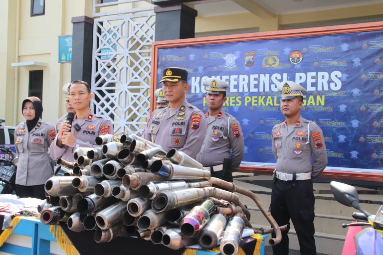 Polres Pekalongan Sita Puluhan Knalpot Brong, Pelanggaran Didominasi Kalangan Pelajar