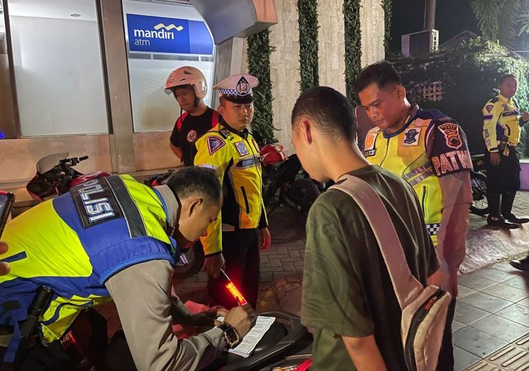 Razia Akhir Pekan, Polisi Tindak 7 Balap Liar dan Amankan 16 Motor Berknalpot Brong