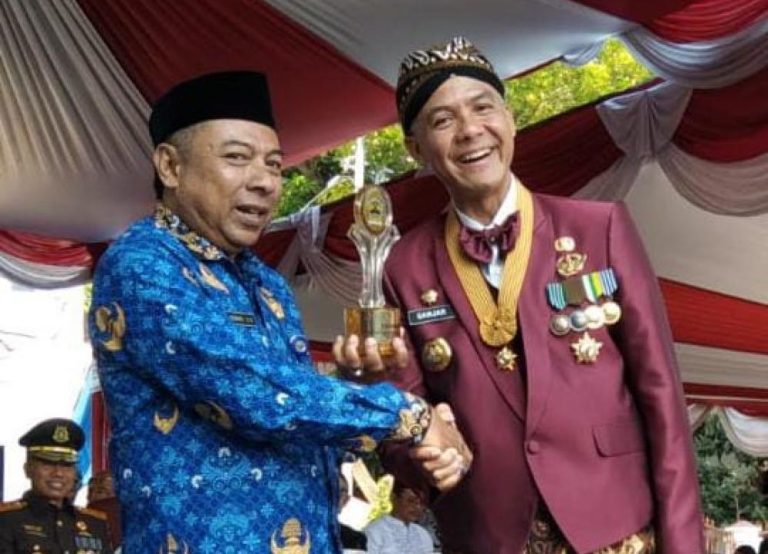 Pengelolaan JDIH Sekretariat DPRD Kabupaten Batang Jadi Terbaik se-Jateng