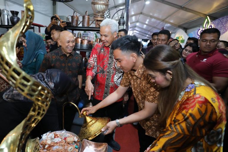 Ganjar Ungkap Keberhasilan Ratusan Ribu UMKM Jateng Naik Kelas Melalui Pelatihan Leveling