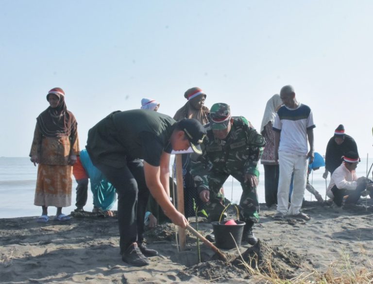 Kodim 0715/Kendal Gelar Karya Bakti Penanaman Mangrove di PIK