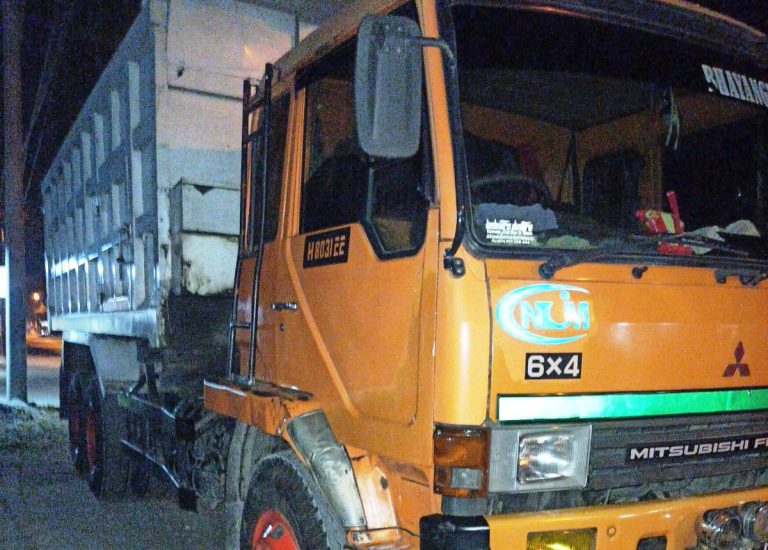 Truk dan 3 Motor Terlibat Kecelakaan di Jalan Raya Purwodadi-Blora