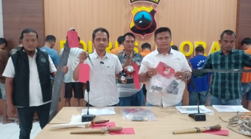 Ancam Petugas Saat Curi Kayu Sonokeling, 20 Pelaku Pembalakan Liar Diamankan Polres Blora