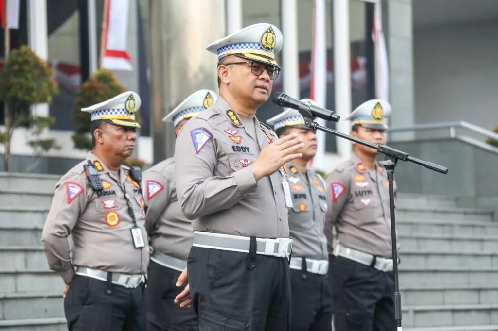 Polri Memberi Jajaran Inovasi Bentuk Lintasan Ujian Praktek Motor Baru