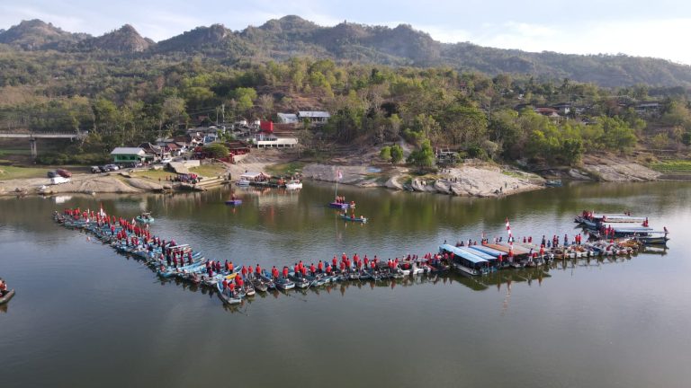 Memperingati HUT Kemerdekaan Ke-78 RI, Pemkab Wonogiri Gelar Upacara di Waduk Gajah Mungkur