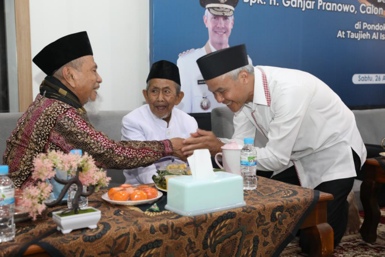 Beri Insentif Guru Keagamaan, Wujud Kepedulian Pemprov Jateng kepada Generasi Muda