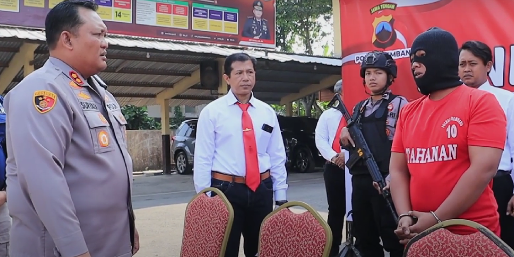 Ruwatan Massal di Pendopo Notobratan Kasepuhan Kadilangu Diikuti 491 Sukerta