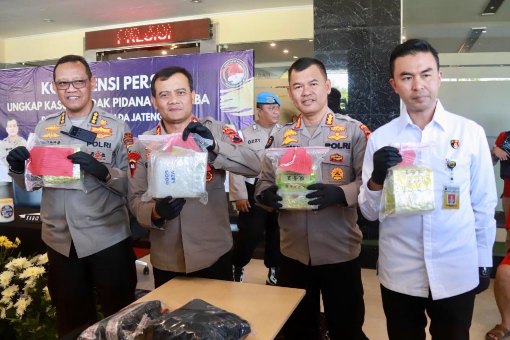 Dua Tersangka Diringkus, Polda Jateng Ungkap Narkotika Jenis Sabu Total Seberat 5 Kg