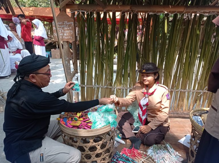 Digelar di Pendopo Notobratan, Pasar Ndoro Bei Hadirkan Nuansa Abad Ke-18