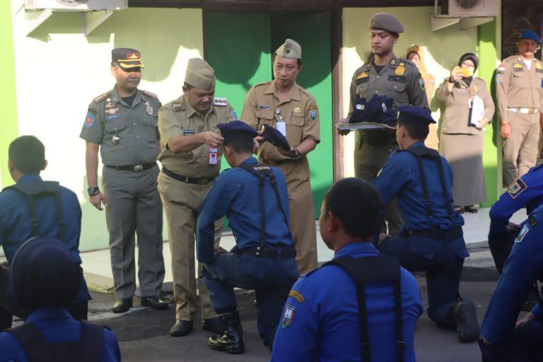 Lulus Diklat Pemadam 1 Kemendagri, 18 Anggota Damkar Jalani Pembaretan