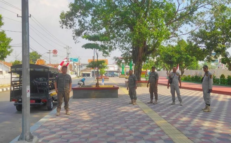 Jadi RTH, Kawasan Alun-Alun Terlarang Bagi PKL untuk Berjualan