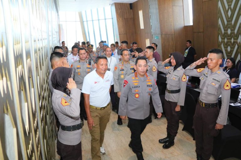 Kapolri Tinjau Kesiapan AMMTC di Labuan Bajo - NTT