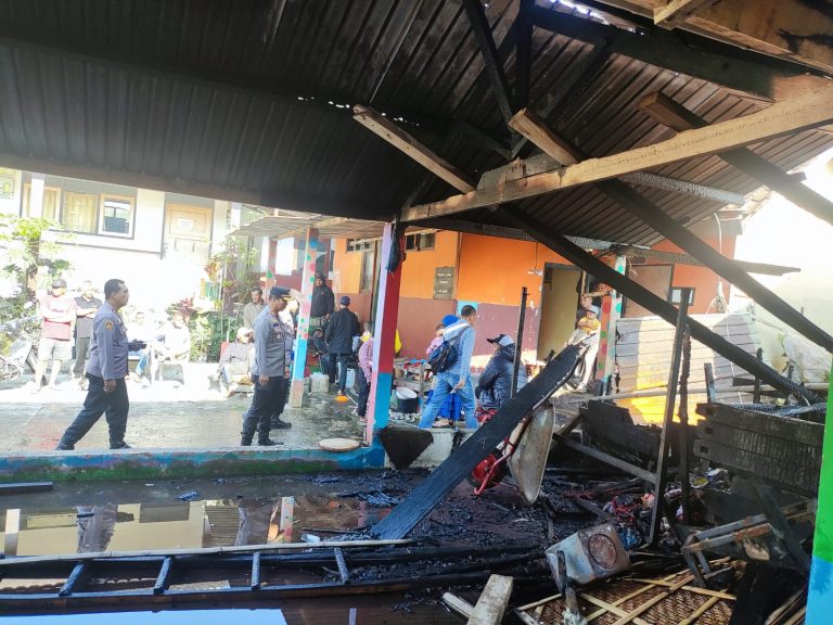 SDN Jeketro Kledung Terbakar, Polisi Selidiki Penyebabnya