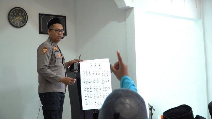 Inspiratif, Aipda Agus Dirikan Pesantren hingga Punya 70 Santri di Purbalingga