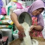 Musim Kemarau, Stok Beras di Pasar Tradisional Mulai Berkurang
