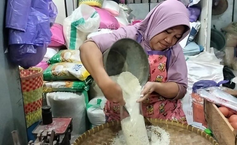 Musim Kemarau, Stok Beras di Pasar Tradisional Mulai Berkurang