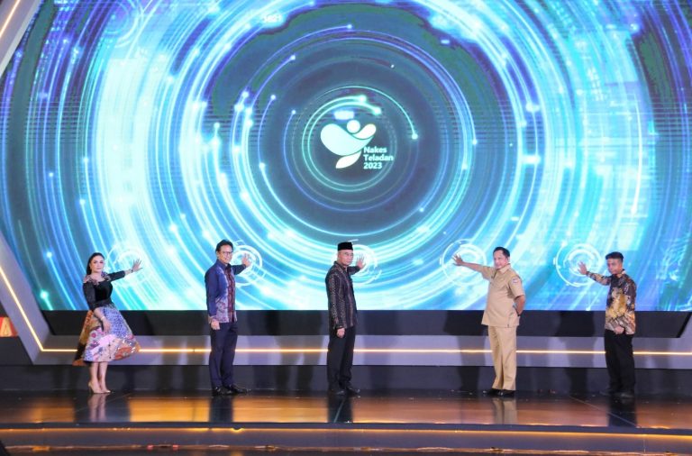 Menko PMK Minta Pemda Aktif Usulkan Kebutuhan Tenaga Kesehatan