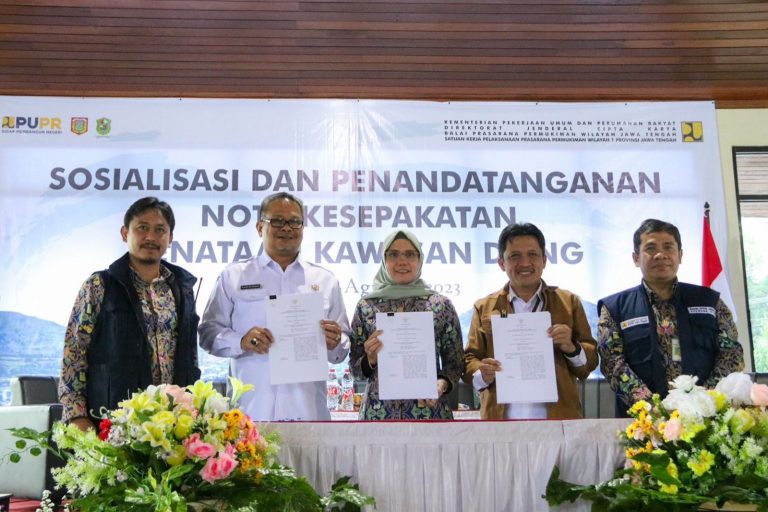 Banjarnegara dan Wonosobo Tanda Tangani MoU Penataan Kawasan Dieng oleh Kementerian PUPR