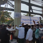 Pegang Teguh Nilai Sejarah, Soko Guru Masjid Agung Kendal Dipasang (Foto: Dok Diskominfo Kendal)