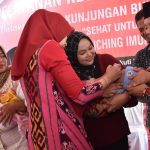 Bupati Eisti'anah Ajak Orang Tua Mendukung Vaksinasi Rotavirus untuk Kesehatan Anak