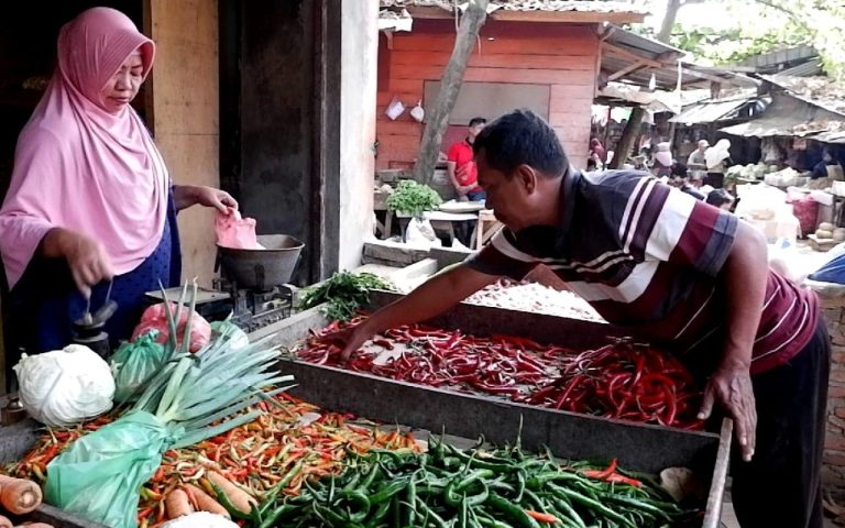 Harga Cabai Rawit, Keriting dan Merah Besar, di Pasar Tradisional Kompak Naik