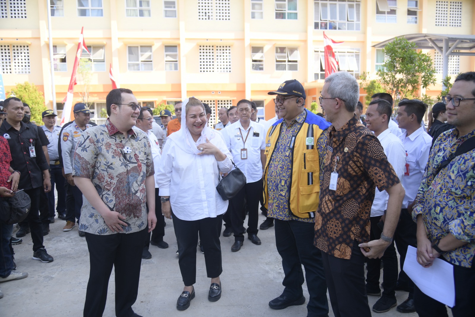 Bersama Kementerian PUPR, Pemkot Semarang Serahkan Kunci Rusun Semarang Hebat