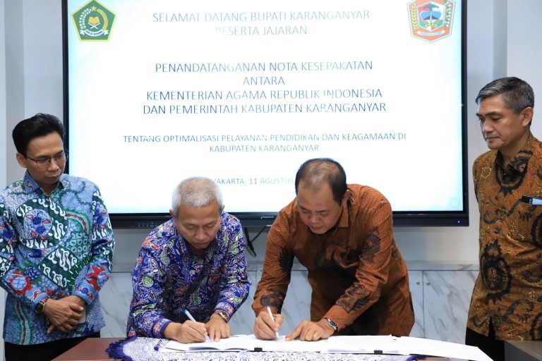 Kemenag Terima Hibah Lahan 10 Hektar dari Pemkab Karanganyar untuk Pengembangan UIN Surakarta