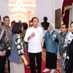 Presiden Jokowi bertemu dalam sejumlah pemimpin redaksi media nasional, di Istana Merdeka, Jakarta, Kamis (10/08).