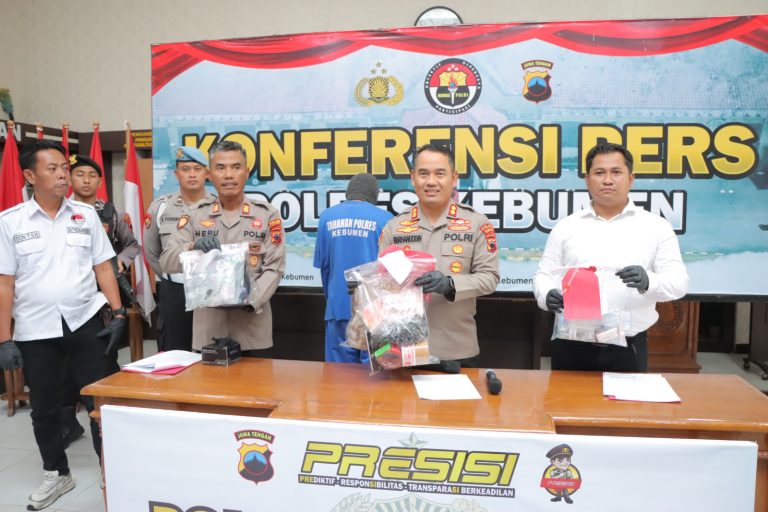 Belum Sempat Menikmati Sabu yang Dibeli, Dua Pemuda Diringkus Satresnarkoba Polres Kebumen