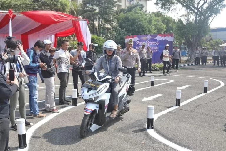 Perubahan Layout Ujian SIM, Dirregident: Terobosan Kapolri Ujian Gunakan Teknologi
