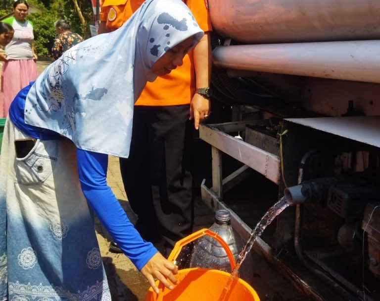 BPBD Kota Semarang Perbanyak Dropping Air Bersih Saat Musim Kemarau