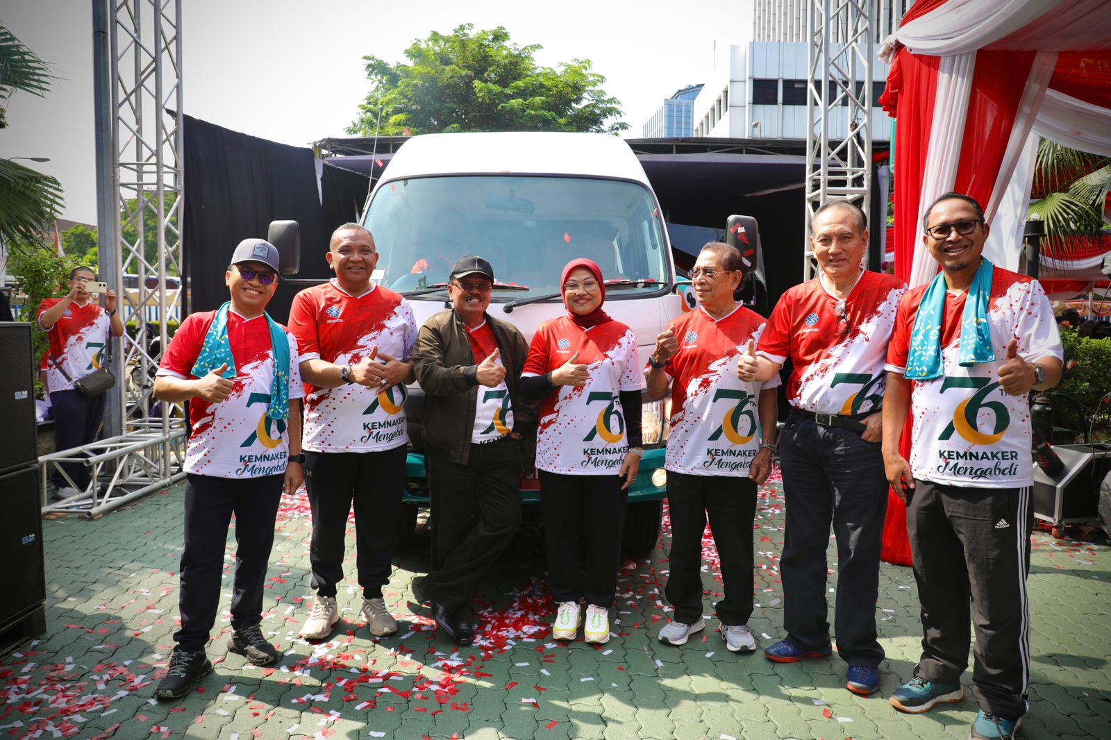 Sebarluaskan Informasi Layanan Pasar Kerja, Menaker Luncurkan Mobil Bursa Kerja