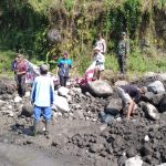 Ratusan warga lakukan aksi tolak tambang galian C ilegal di alur Sungai Bebeng Kecamatan Srumbung Kabupaten Magelang