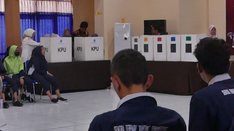 Penyandang Disabilitas di Temanggung Ikuti Simulasi Pencoblosan Pemilu