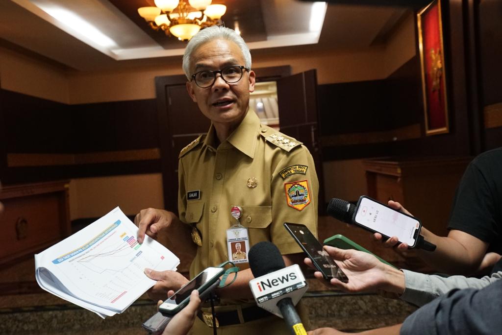 Distribusikan 7,1 Juta Liter Air, Ganjar Siapkan Antisipasi Krisis Air Bersih di Jateng