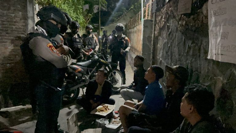 Tim Sparta Polresta Surakarta Bekuk Lima warga Sedang Pesta Miras