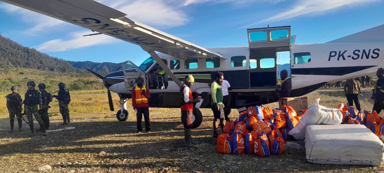Bantuan dari Pemerintah Pusat untuk warga terdampak kekeringan di dua distrik di Papua Tengah.