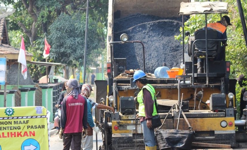 Dianggarkan dari DAU dan DAK, Pemkab Rembang Perbaiki Delapan Ruas Jalan