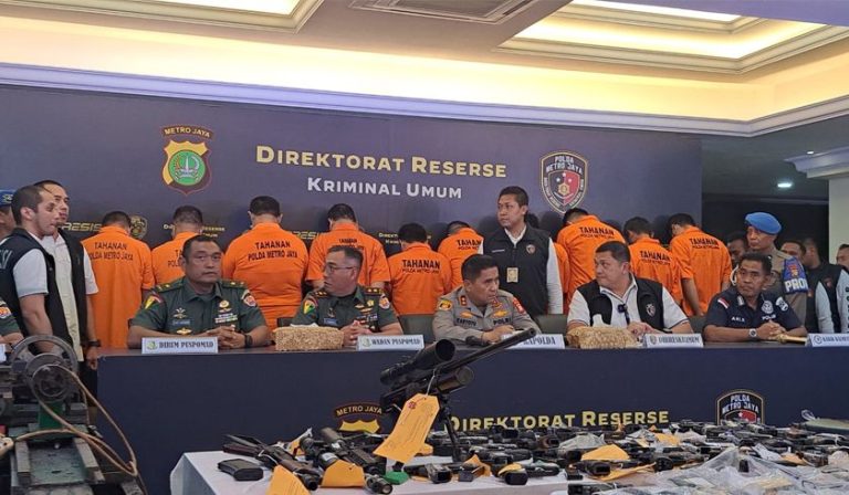 Kasus Peredaran Senpi Ilegal, Polisi Sebut Satu Tersangka Residivis dan Menjual ke Teroris