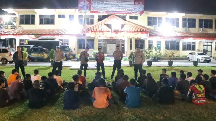 Meresahkan, Puluhan ABG Diamankan Polres Brebes, 2 Sajam Disita