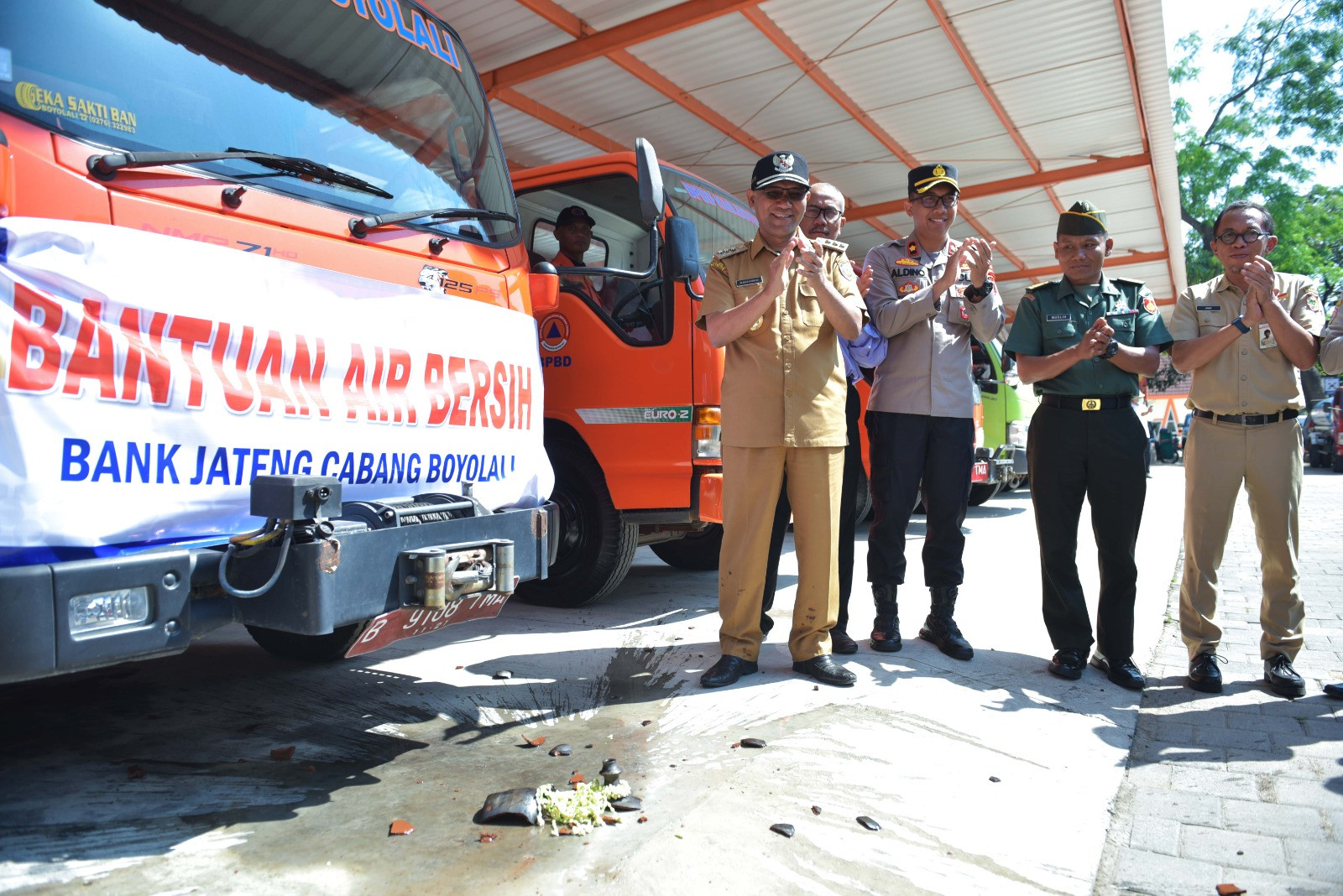 Darurat Kekeringan, Bupati Berangkatkan 14 Tangki Bantuan Air Bersih ke Kecamatan Terdampak
