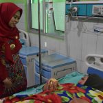 Bupati Meninjau Puskesmas yang Memberikan Pelayanan Kesehatan Gratis
