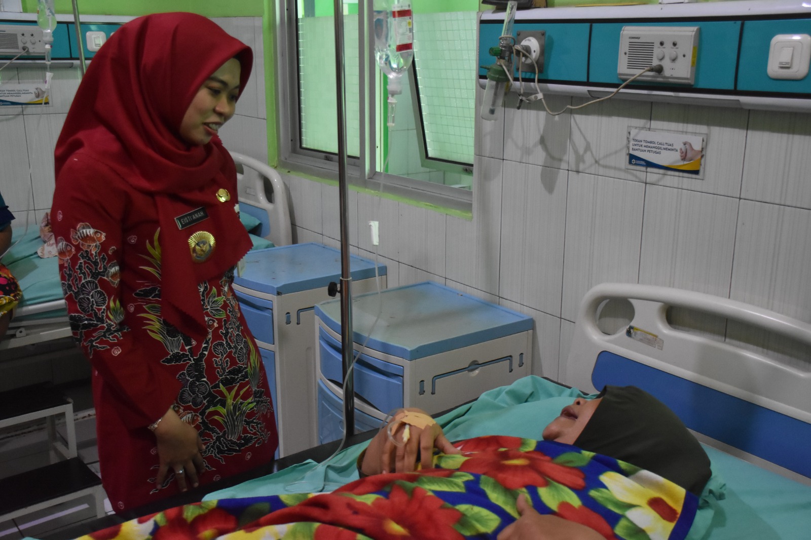 Bupati Meninjau Puskesmas yang Memberikan Pelayanan Kesehatan Gratis