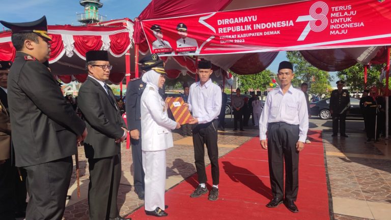 139 WBP Rutan Kelas IIB Demak Menerima Remisi, 4 di Antaranya Dinyatakan Bebas