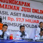 Polisi Bekuk Pelaku Judi Online Beromzet Miliaran Rupiah di Riau (Foto: Dok Humas Polri)